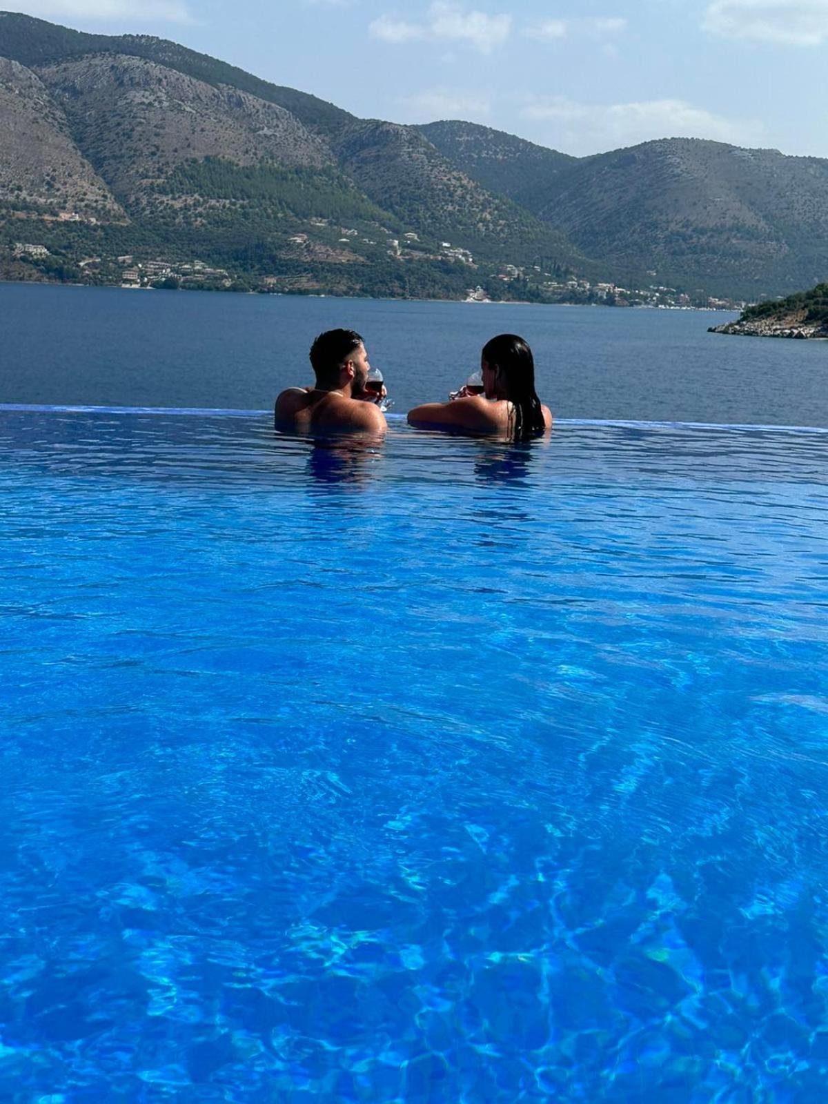 Blue Bay Apartments Sívota Eksteriør bilde